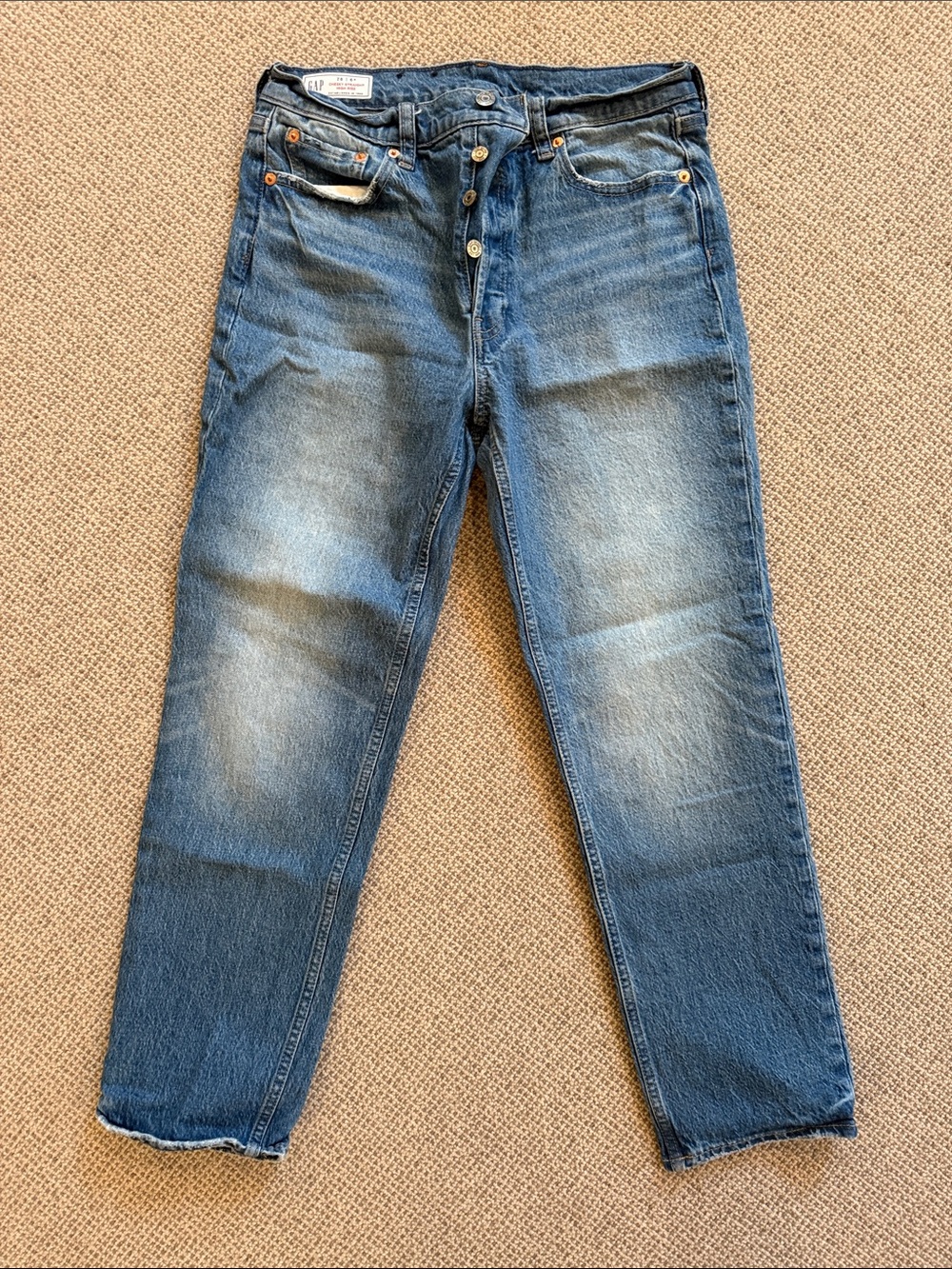 Gap “cheeky straight high rise” jeans - size 28